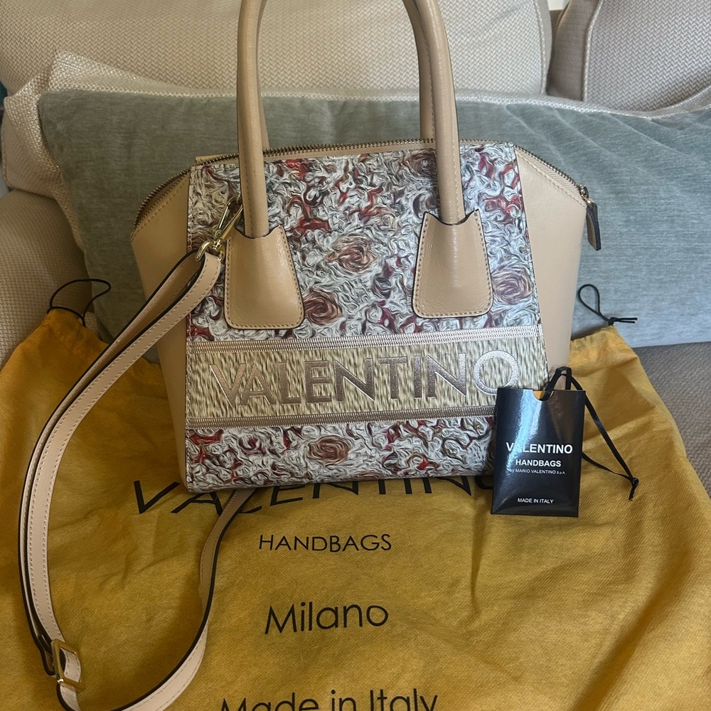 Valentino by Mario Valentino Italian leather Baroque satchel - LIKE NEW!